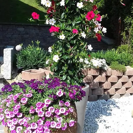 Zuppinger Διαμέρισμα *